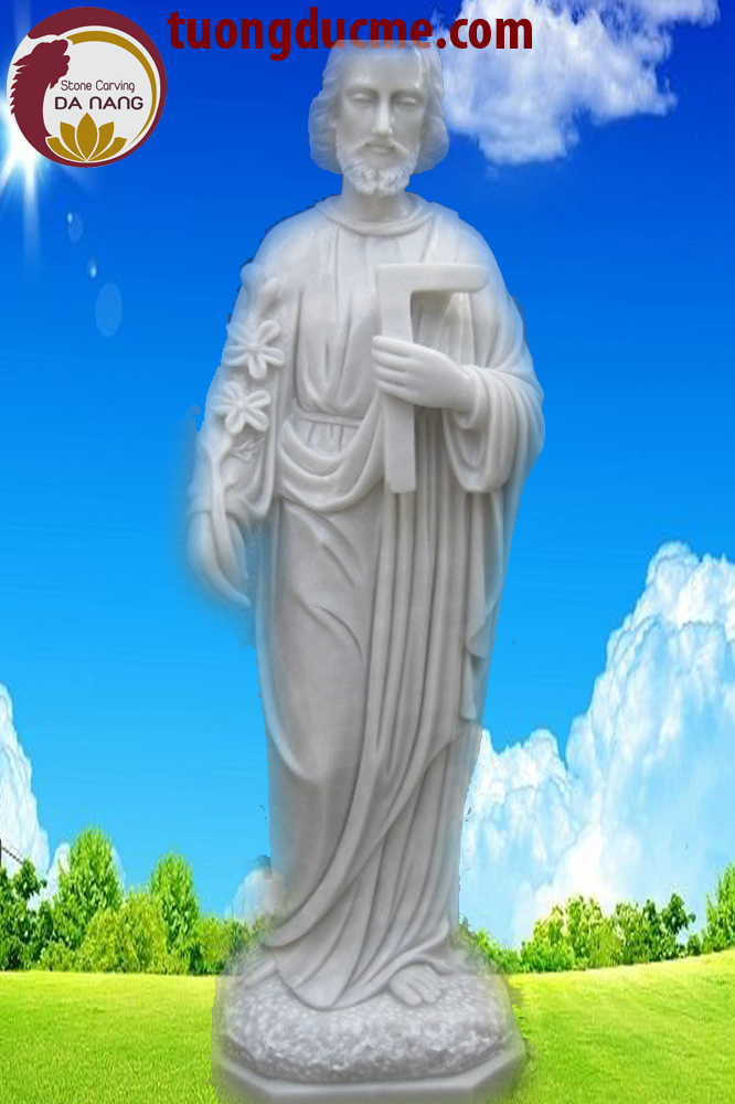 Tượng thánh bằng đá