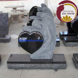 Lăng mộ chúa bằng đá: điêu khắc tinh tế trong từng đường nét