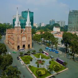 Nhà thờ Đức Bà Sài Gòn được đặt tên từ bức tượng Đức Mẹ Hòa Bình